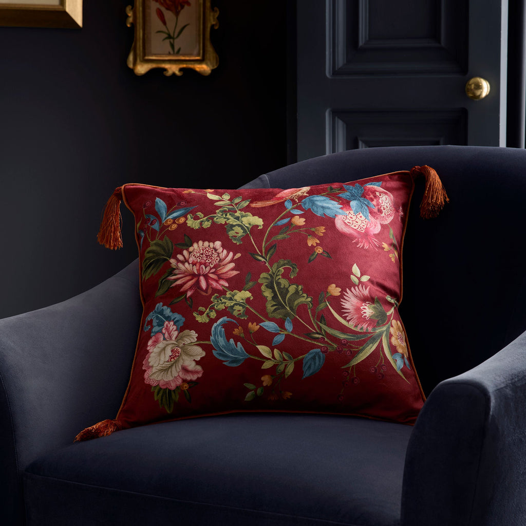 Coussin orné de bijoux couleur épice 43 x 43 cm