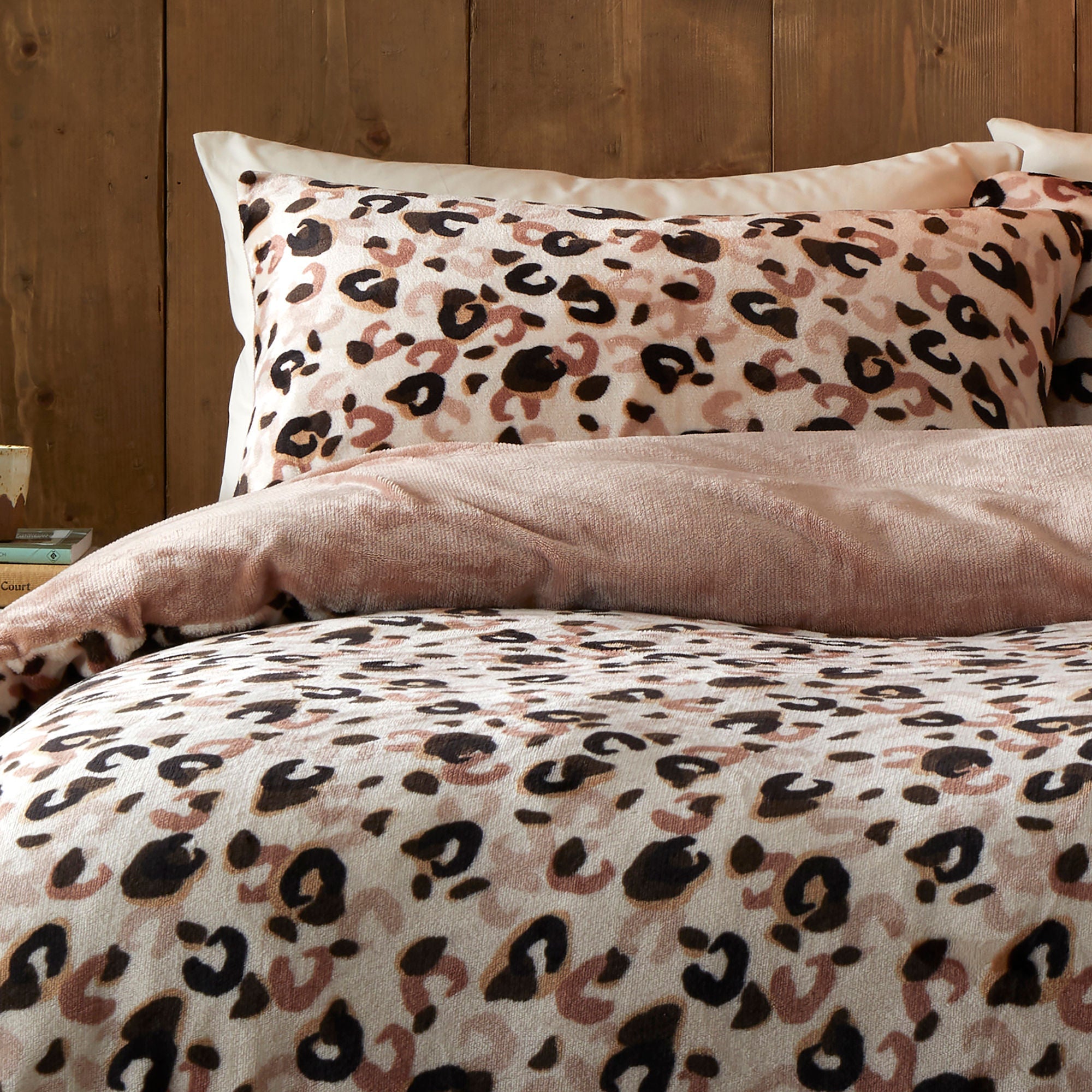 Parure de lit Cosy Leopard en coloris naturel