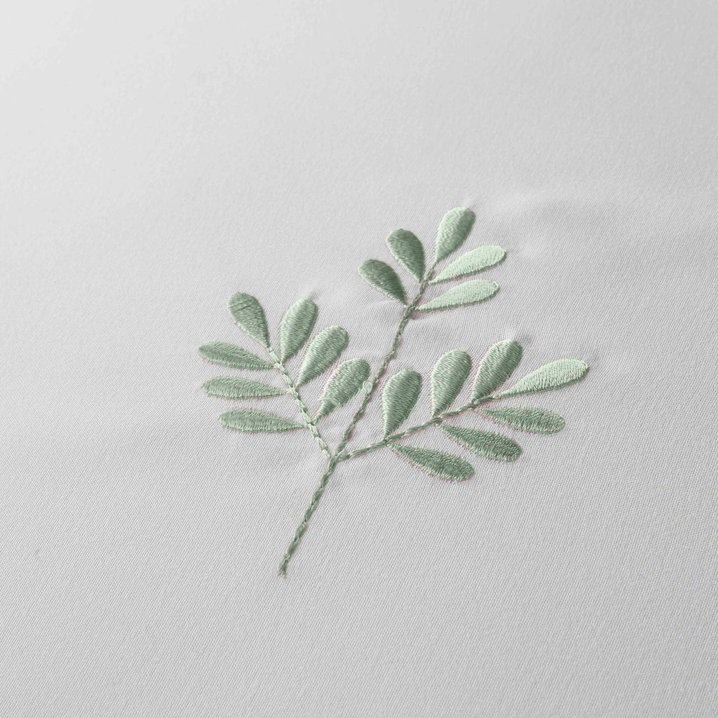 Parure de lit brodée Emily verte