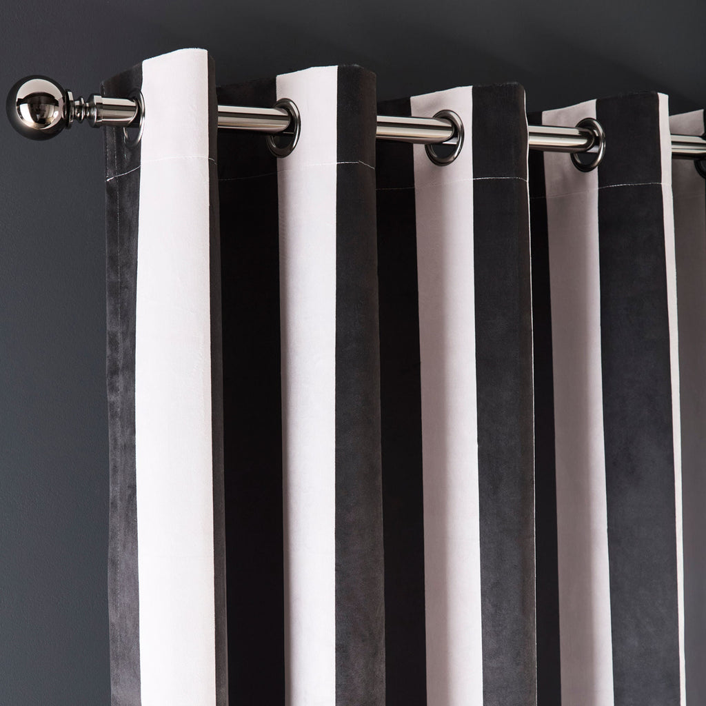 Rideaux à œillets rayés Festivo noirs