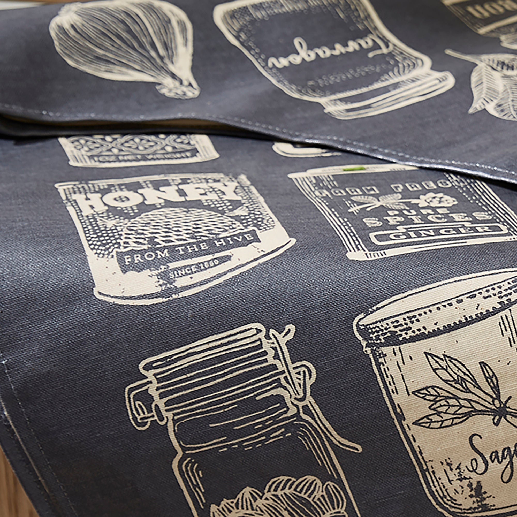 Tablier en PVC gris pour herbes et épices