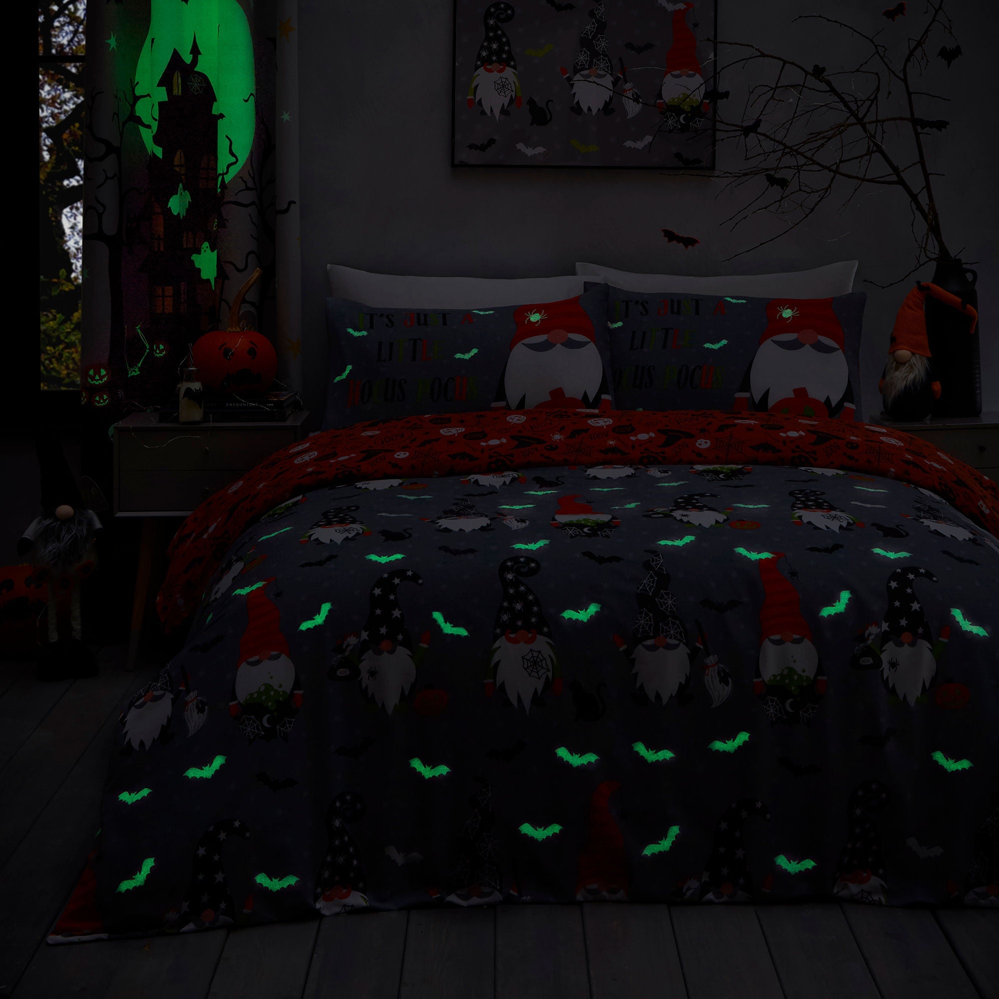 Parure de lit Halloween « Gonks effrayants » grise