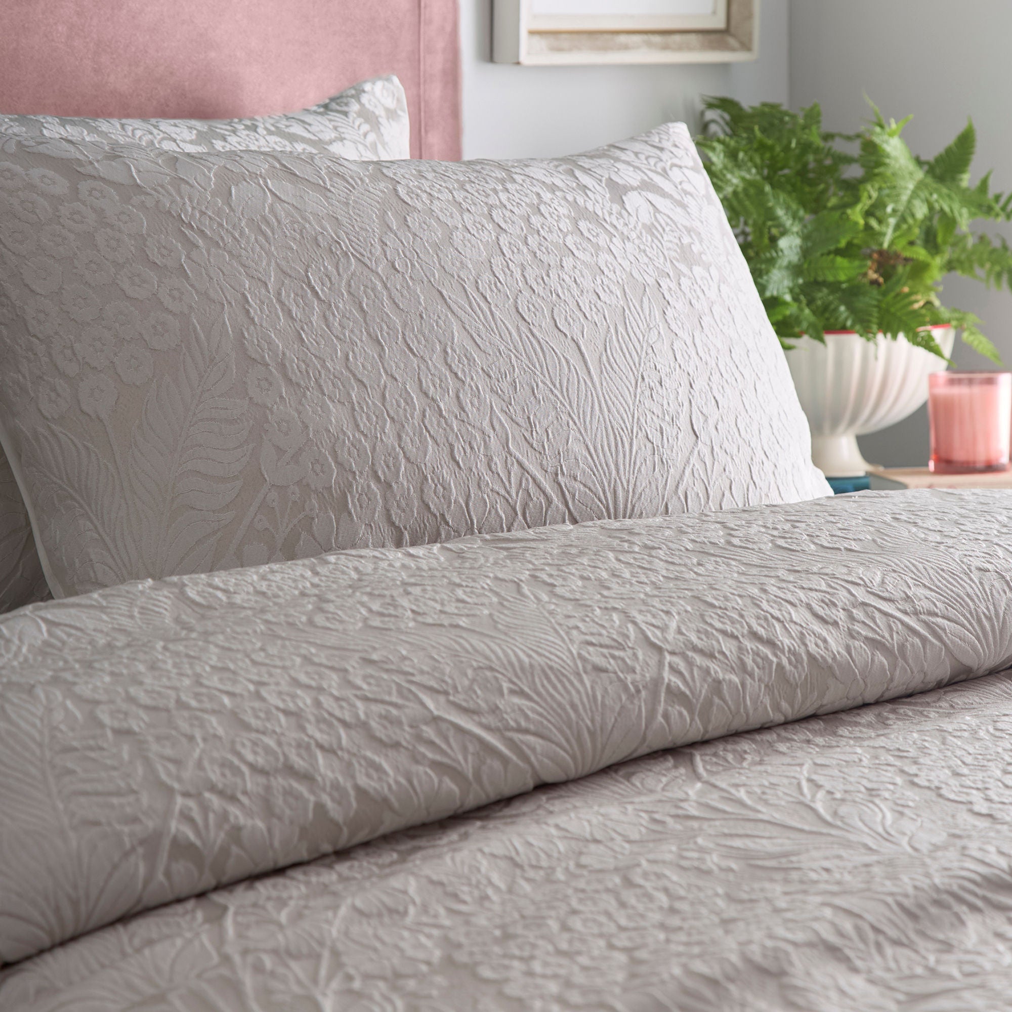 Parure de lit Toria couleur pierre